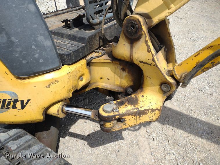 image for item DQ1702 2008 Komatsu PC35MR-2  mini excavator