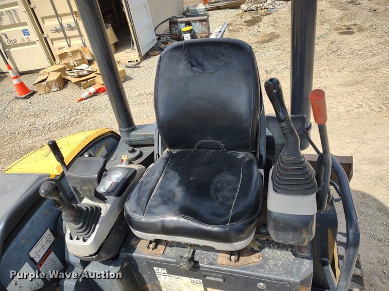 image for item DQ1702 2008 Komatsu PC35MR-2  mini excavator