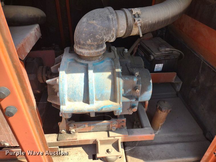 image for item DQ1706 2006 Ditch Witch FX30  vacuum excavator