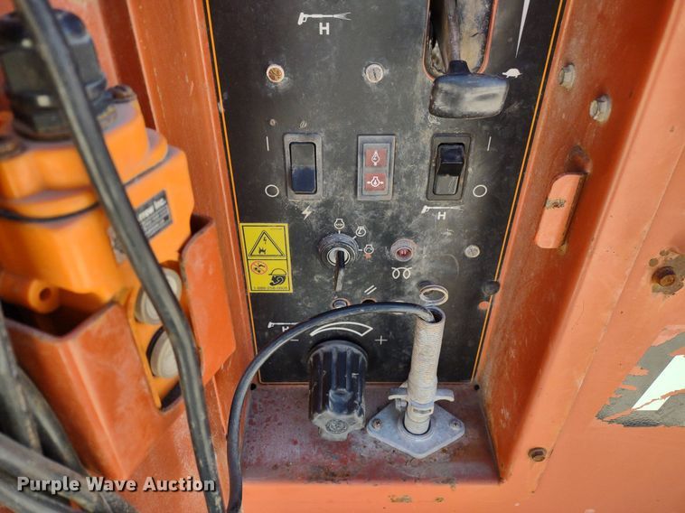 image for item DQ1706 2006 Ditch Witch FX30  vacuum excavator