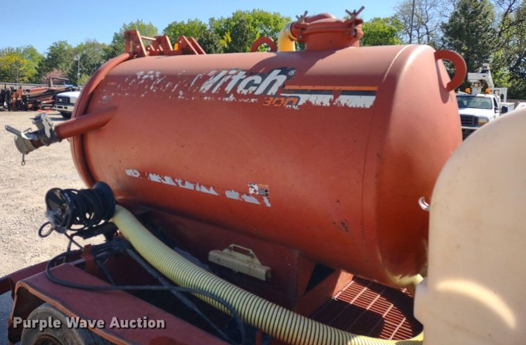 image for item DQ1706 2006 Ditch Witch FX30  vacuum excavator