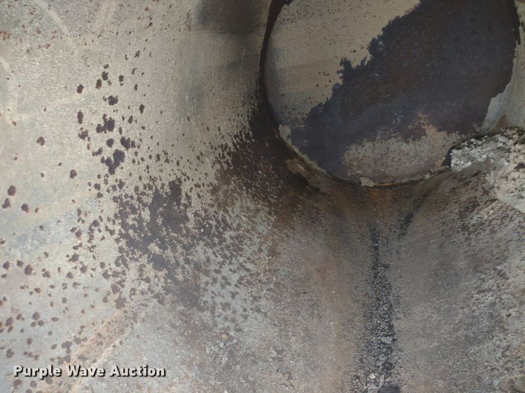 image for item DQ1706 2006 Ditch Witch FX30  vacuum excavator