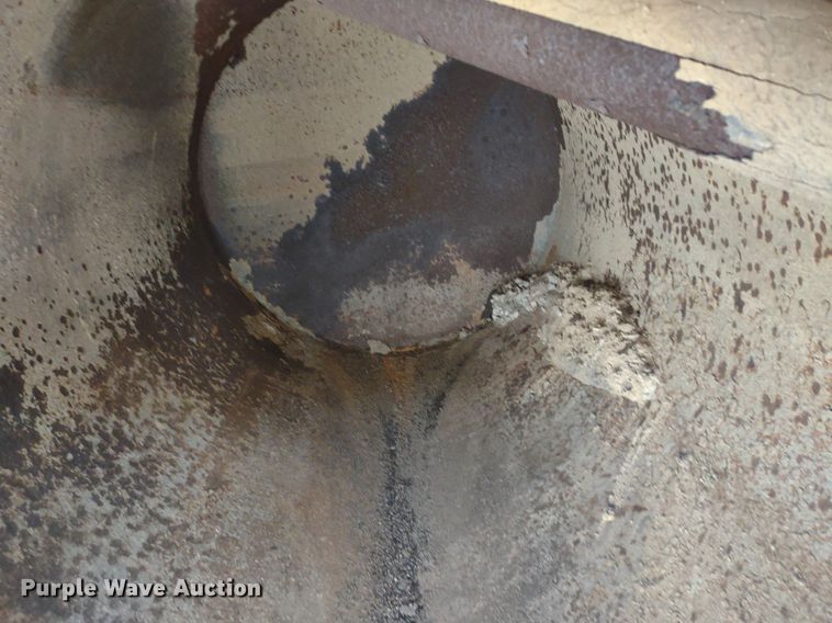 image for item DQ1706 2006 Ditch Witch FX30  vacuum excavator