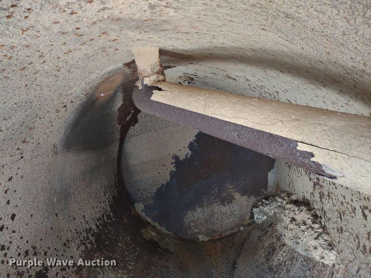 image for item DQ1706 2006 Ditch Witch FX30  vacuum excavator