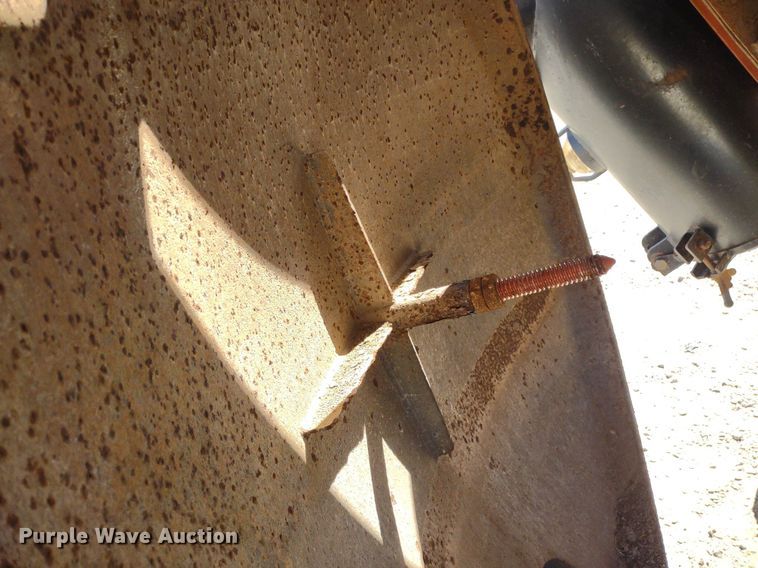 image for item DQ1706 2006 Ditch Witch FX30  vacuum excavator