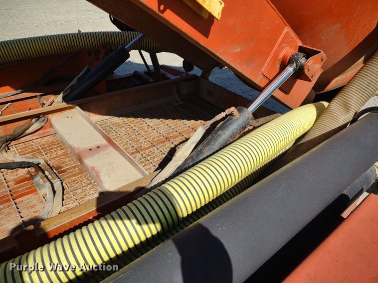 image for item DQ1706 2006 Ditch Witch FX30  vacuum excavator