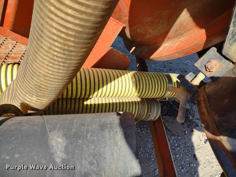 image for item DQ1706 2006 Ditch Witch FX30  vacuum excavator