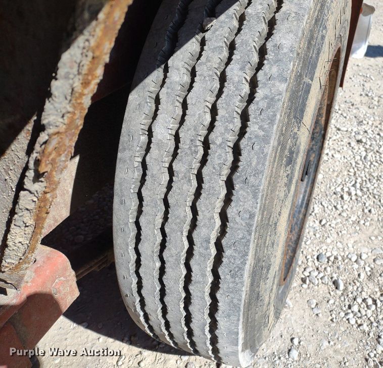 image for item DQ1706 2006 Ditch Witch FX30  vacuum excavator