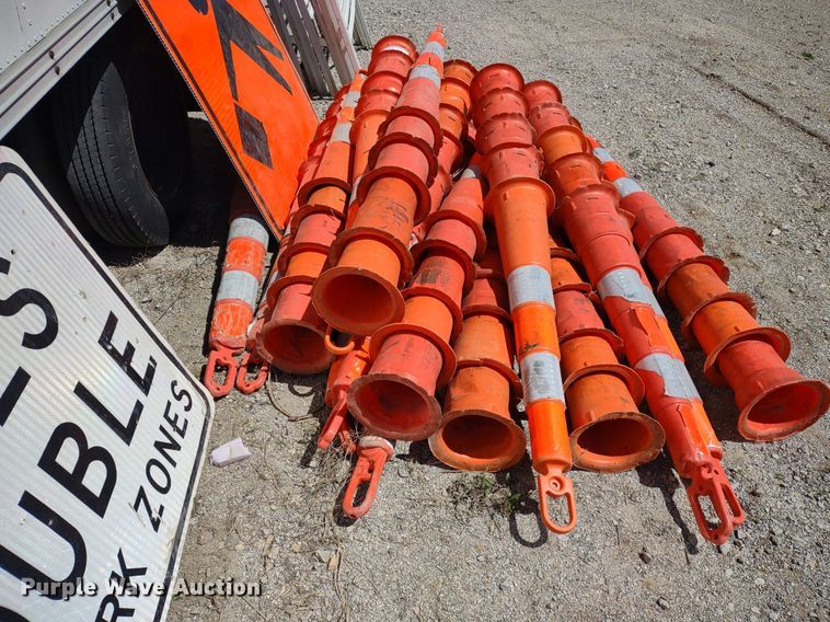 image for item DQ1708 Road safety equipment