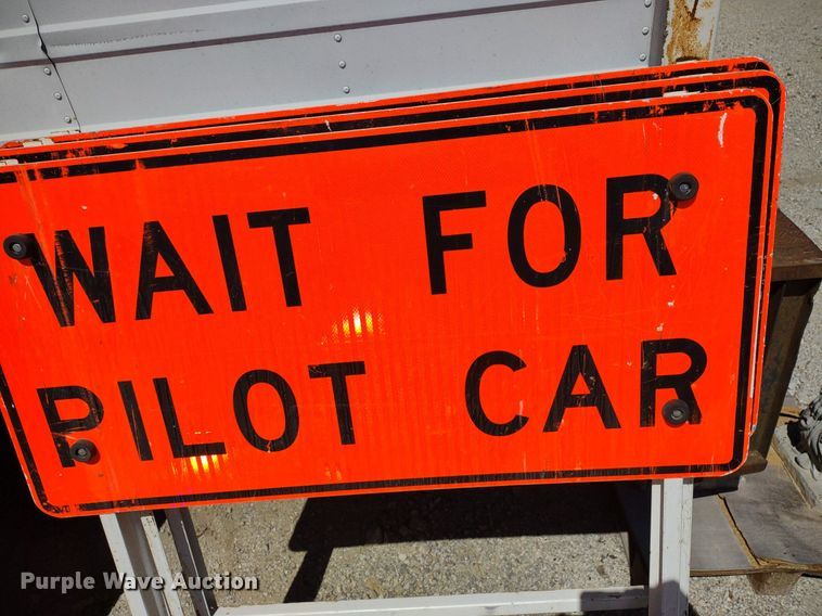 image for item DQ1708 Road safety equipment