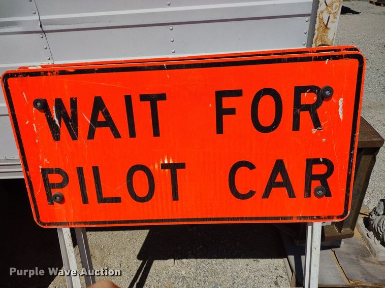 image for item DQ1708 Road safety equipment