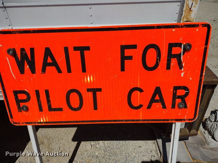 image for item DQ1708 Road safety equipment