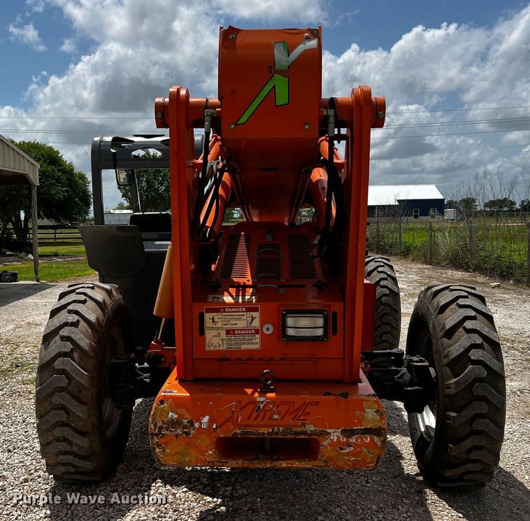 image for item DQ2040 Xtreme XRM1045  telehandler