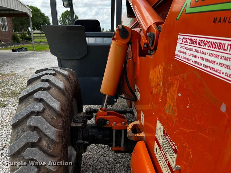 image for item DQ2040 Xtreme XRM1045  telehandler