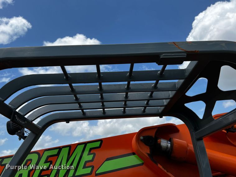 image for item DQ2040 Xtreme XRM1045  telehandler