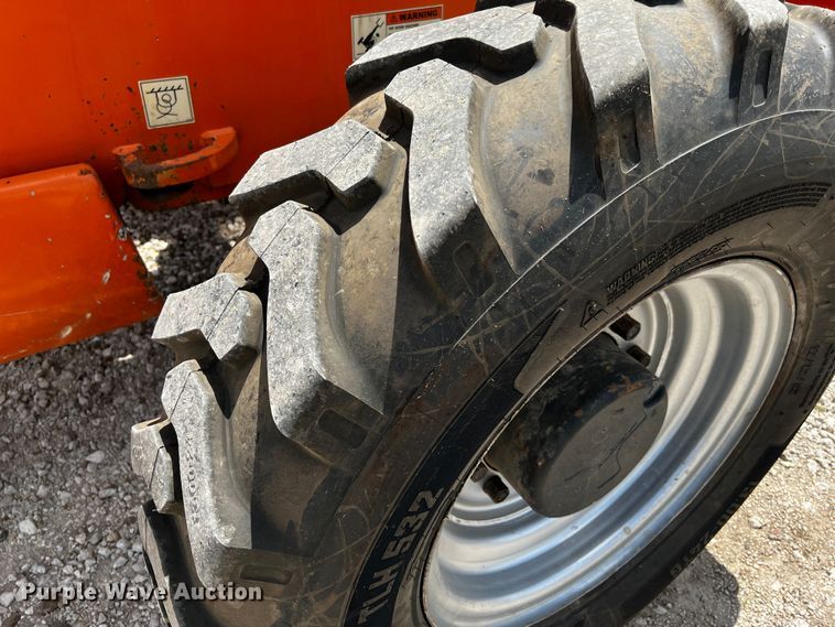 image for item DQ2040 Xtreme XRM1045  telehandler