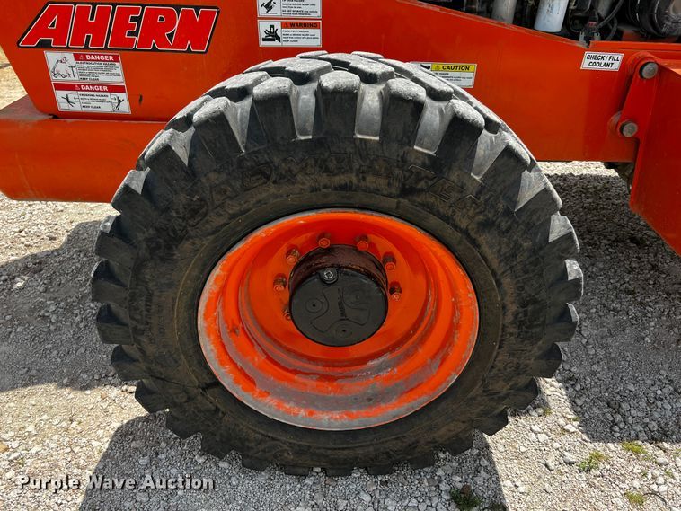 image for item DQ2041 Xtreme XR1245  telehandler