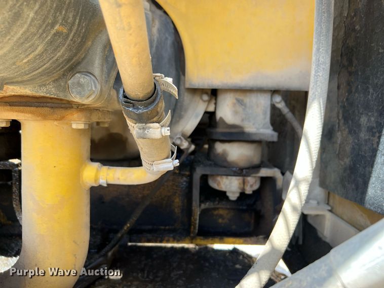 image for item DQ2042 1998 Komatsu PC300LC-6  excavator