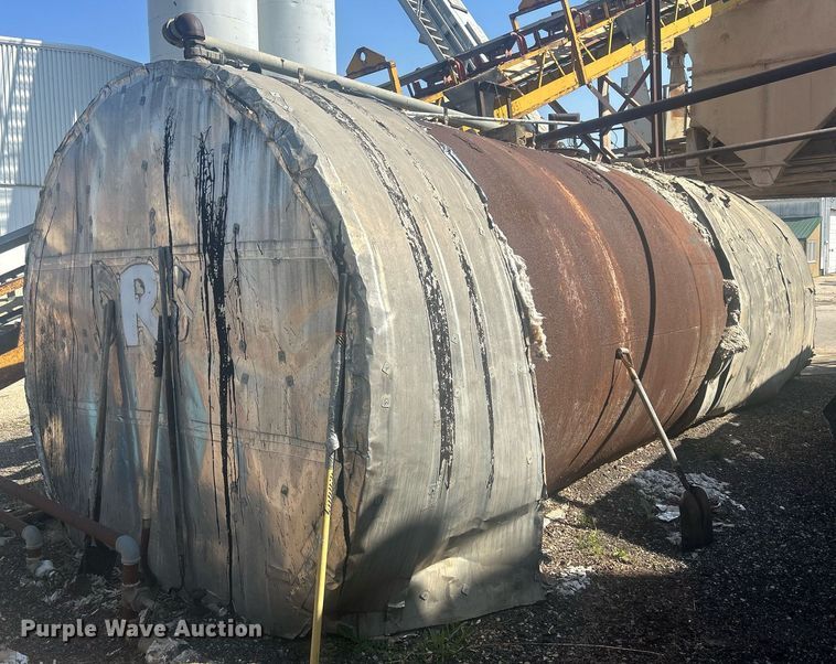 image for item DR4597 (2) asphalt storage tanks