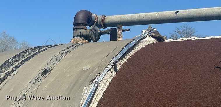 image for item DR4597 (2) asphalt storage tanks