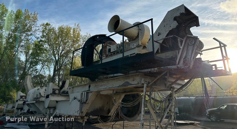 image for item DR5201 Cedarapids  asphalt drum mixer and frame