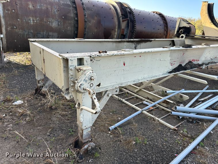 image for item DR5201 Cedarapids  asphalt drum mixer and frame