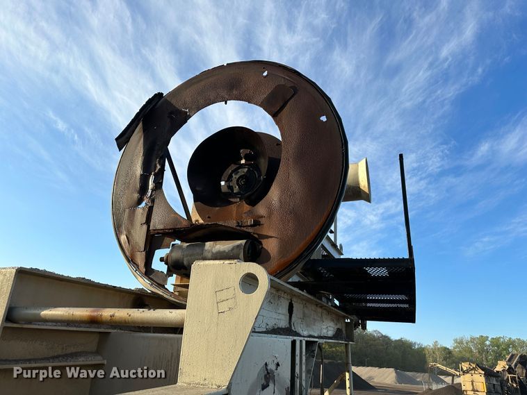 image for item DR5201 Cedarapids  asphalt drum mixer and frame