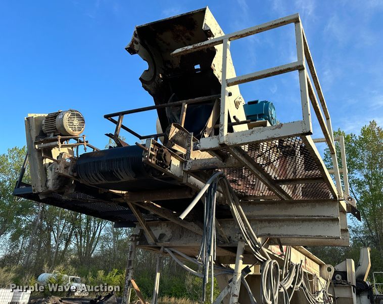 image for item DR5201 Cedarapids  asphalt drum mixer and frame