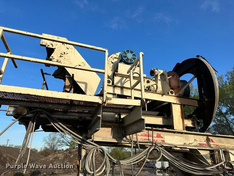 image for item DR5201 Cedarapids  asphalt drum mixer and frame