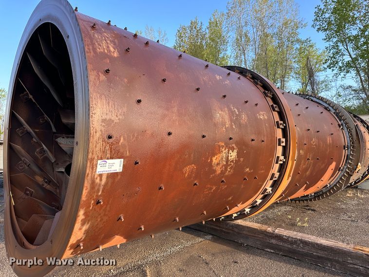 image for item DR5201 Cedarapids  asphalt drum mixer and frame