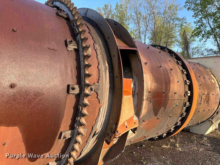 image for item DR5201 Cedarapids  asphalt drum mixer and frame