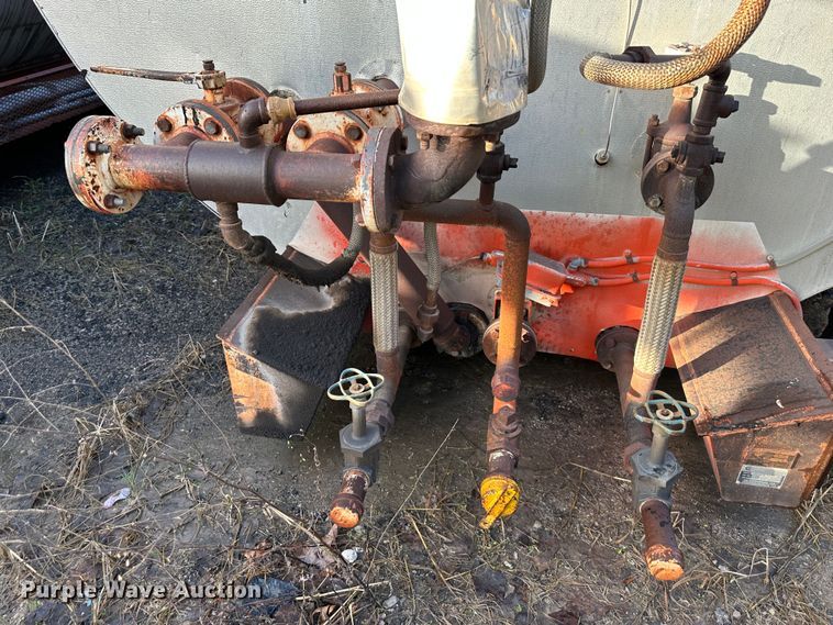 image for item DR5202 Heated asphalt tank