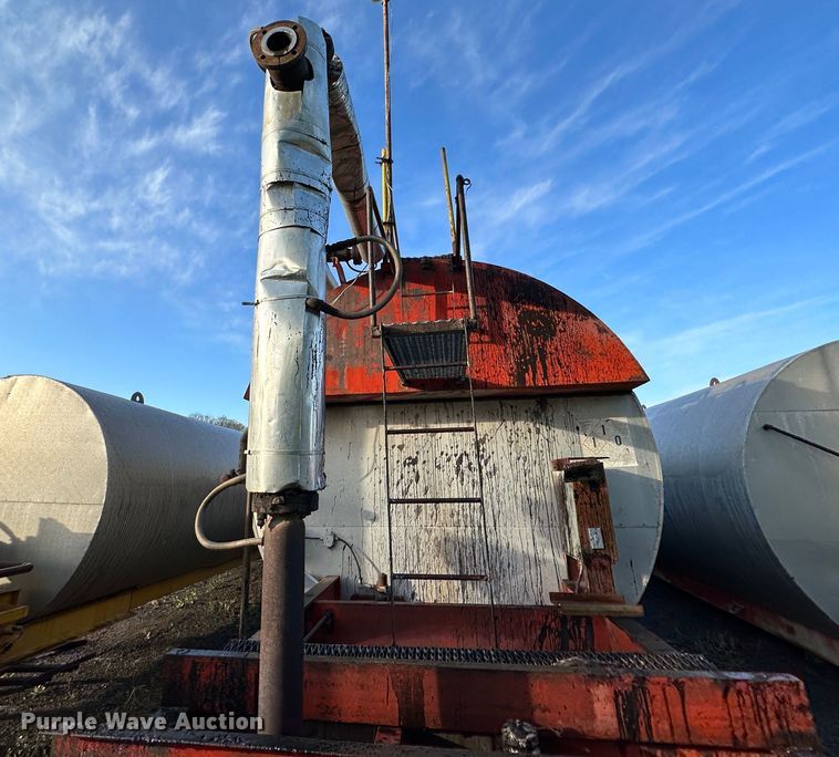 image for item DR5203 Hy-Way HeaTank 30GL-HTT  asphalt heater tank