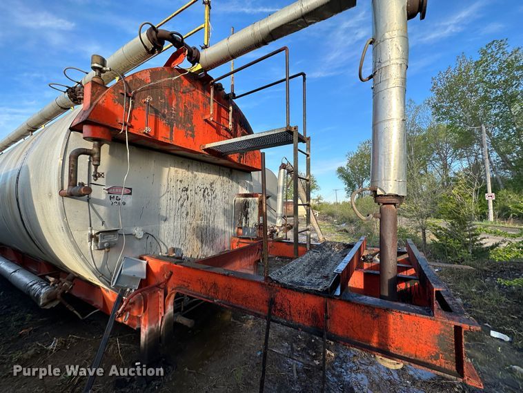 image for item DR5203 Hy-Way HeaTank 30GL-HTT  asphalt heater tank