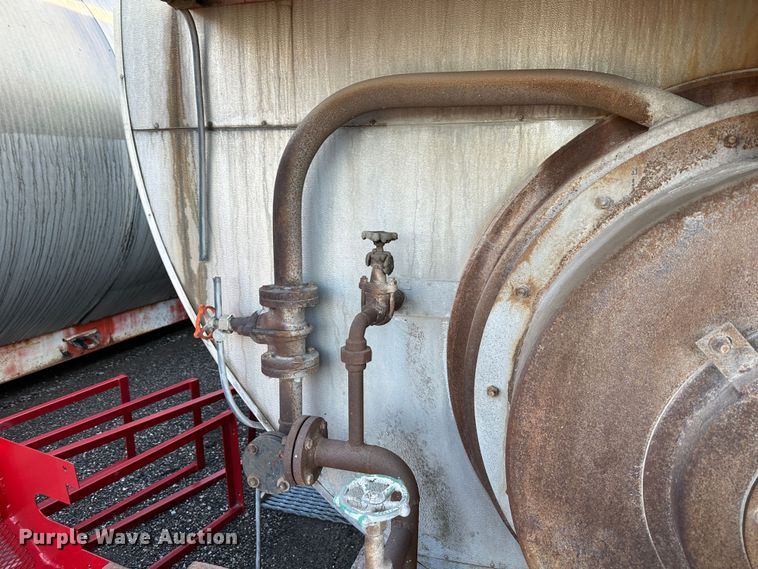 image for item DR5203 Hy-Way HeaTank 30GL-HTT  asphalt heater tank