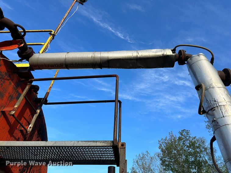 image for item DR5203 Hy-Way HeaTank 30GL-HTT  asphalt heater tank