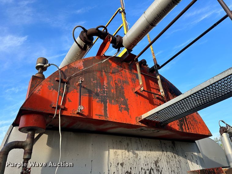 image for item DR5203 Hy-Way HeaTank 30GL-HTT  asphalt heater tank