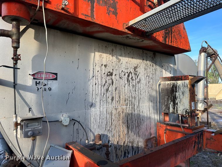 image for item DR5203 Hy-Way HeaTank 30GL-HTT  asphalt heater tank