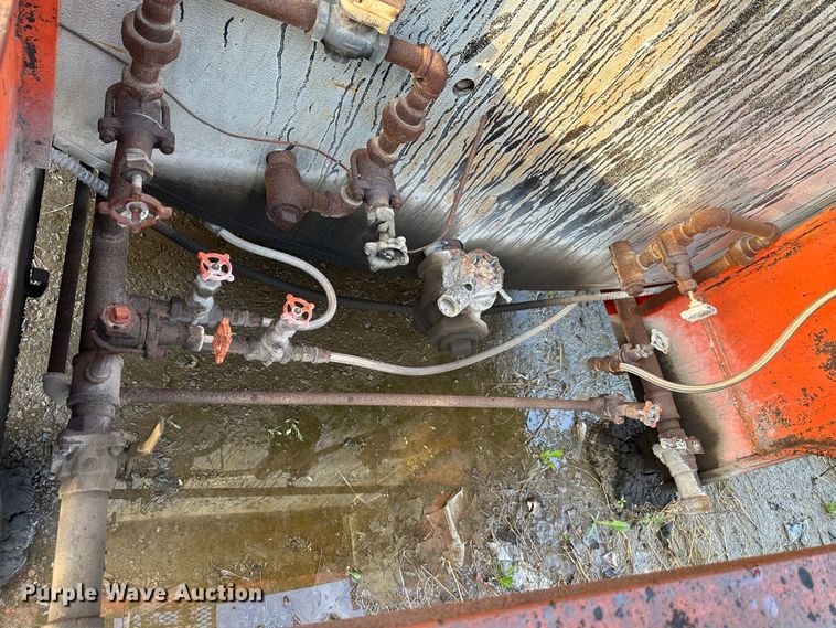 image for item DR5203 Hy-Way HeaTank 30GL-HTT  asphalt heater tank