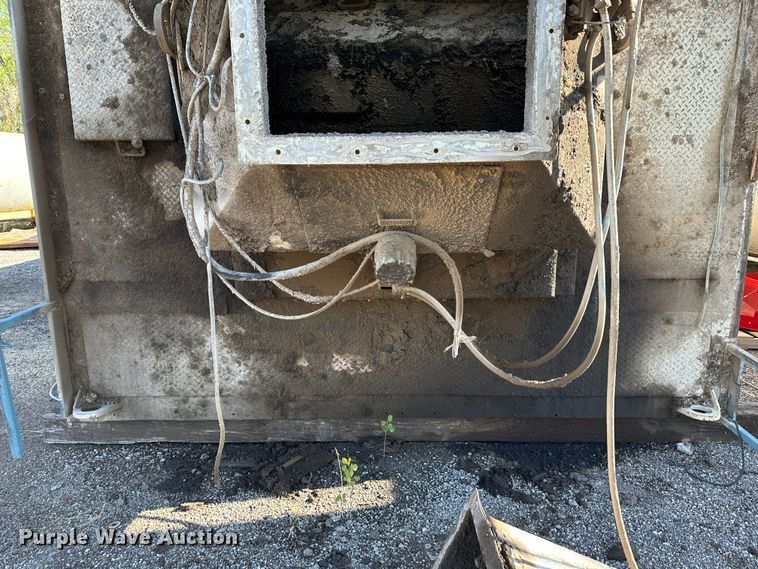 image for item DR5205 Asphalt silo