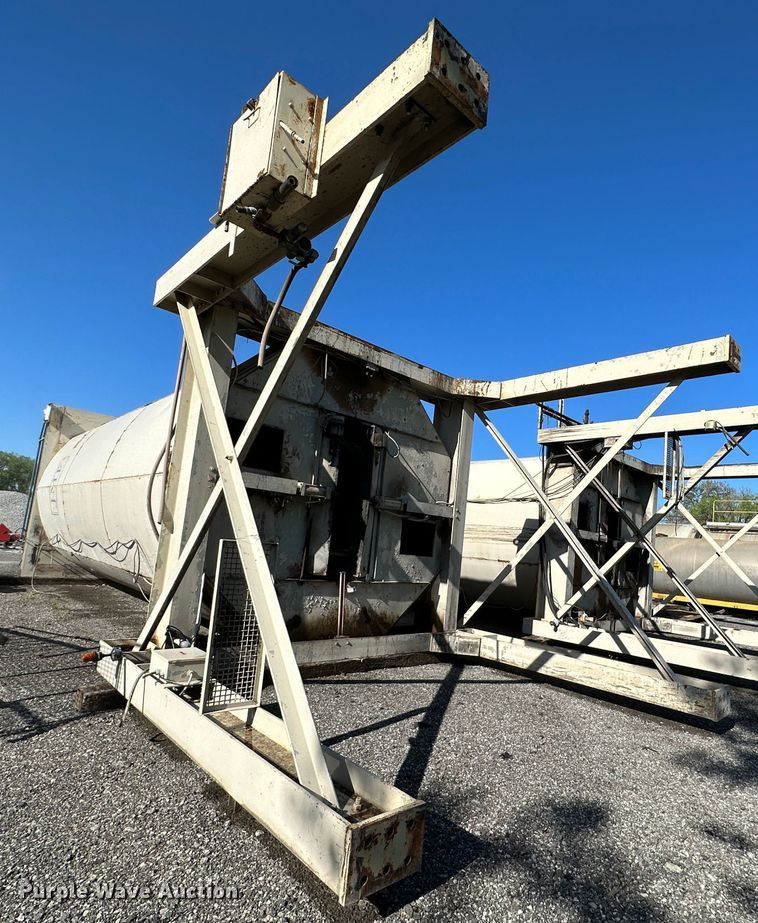 image for item DR5206 Asphalt silo