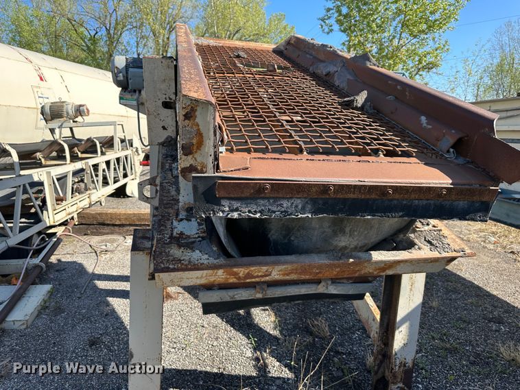 image for item DR5209 Vibrating screen