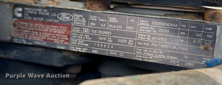 image for item DR5567 1995 Ford F800  crane truck