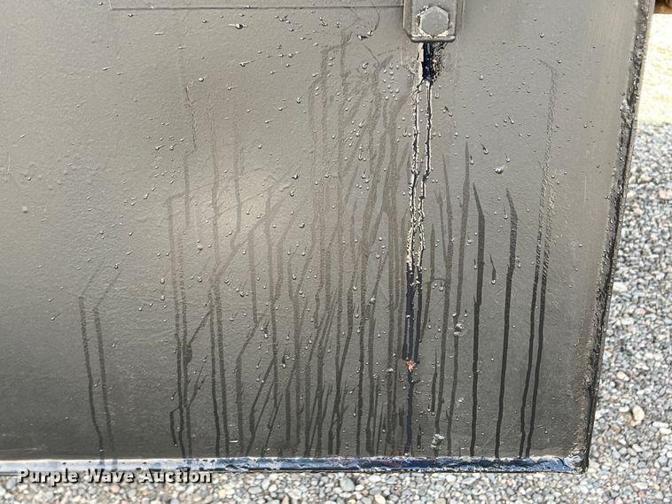 image for item DR5567 1995 Ford F800  crane truck