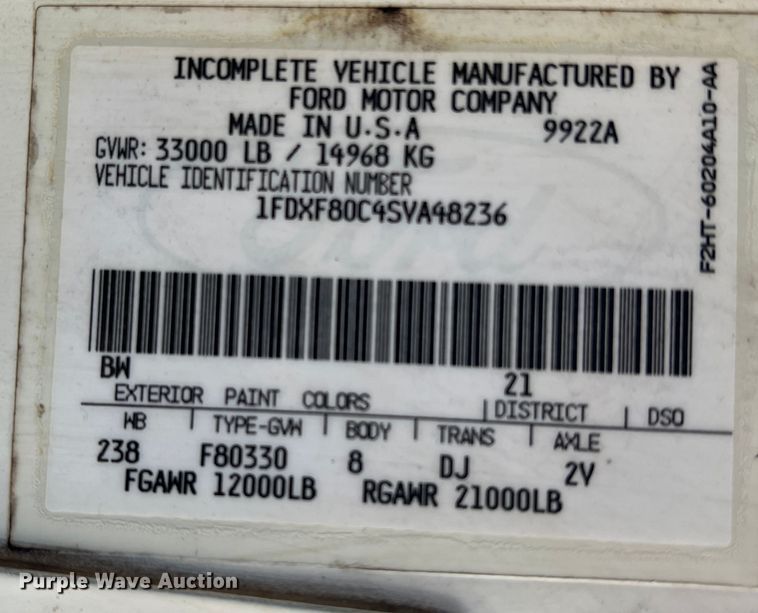 image for item DR5567 1995 Ford F800  crane truck