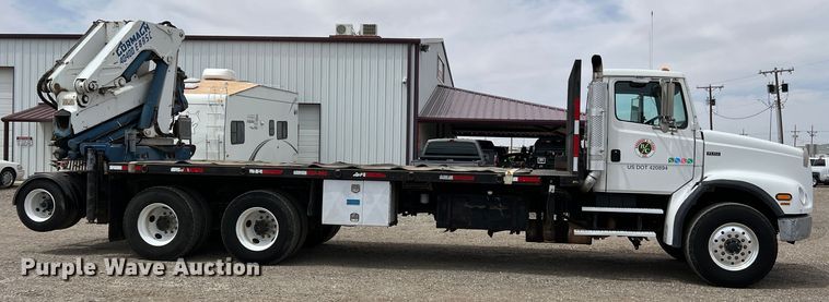 image for item DR5568 2004 Freightliner FL112  crane truck