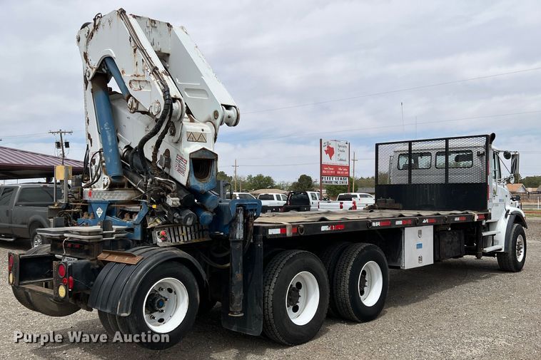 image for item DR5568 2004 Freightliner FL112  crane truck