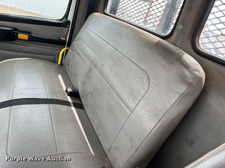 image for item DR5568 2004 Freightliner FL112  crane truck