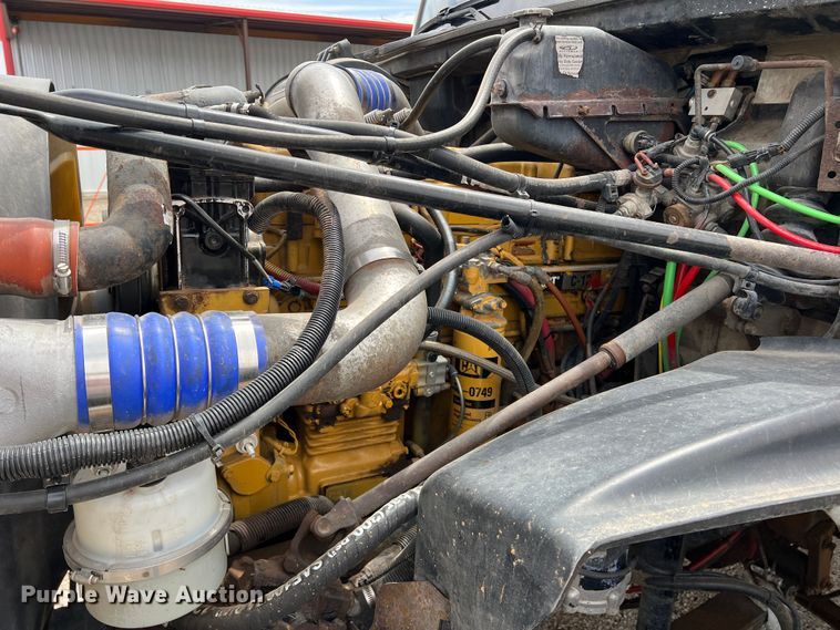 image for item DR5568 2004 Freightliner FL112  crane truck