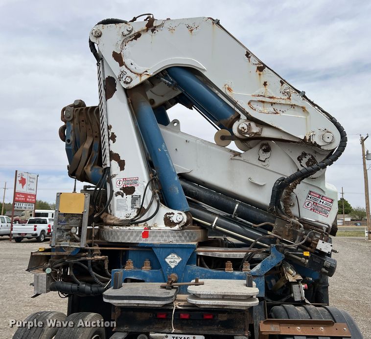 image for item DR5568 2004 Freightliner FL112  crane truck